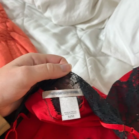 GUC Victoria’s Secret red mini slip dress - Picture 3 of 7